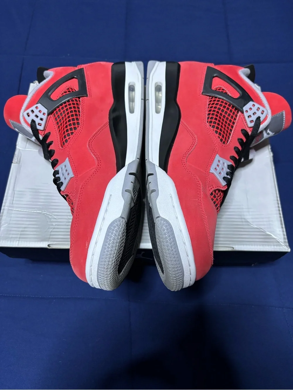 Jordan 4 Retro Toro Bravo 2026 Size 13